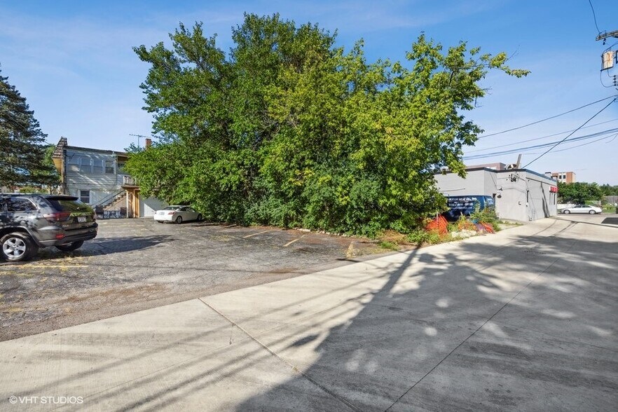 More Photos Of 110-112 Willow Ave, Wheaton Storefront Retail Residential For Sale