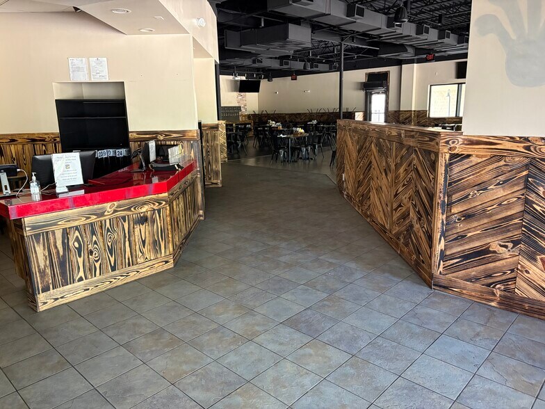 More Photos Of 2080 S Alex Rd, West Carrollton General Retail For Sale