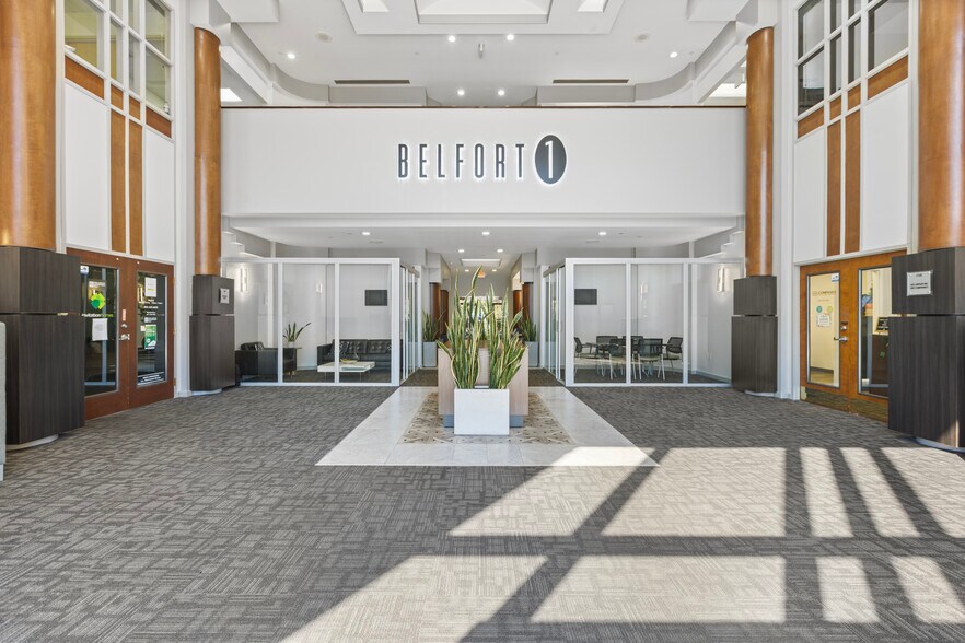 More Photos Of 7751 Belfort Pky, Jacksonville Office For Sale