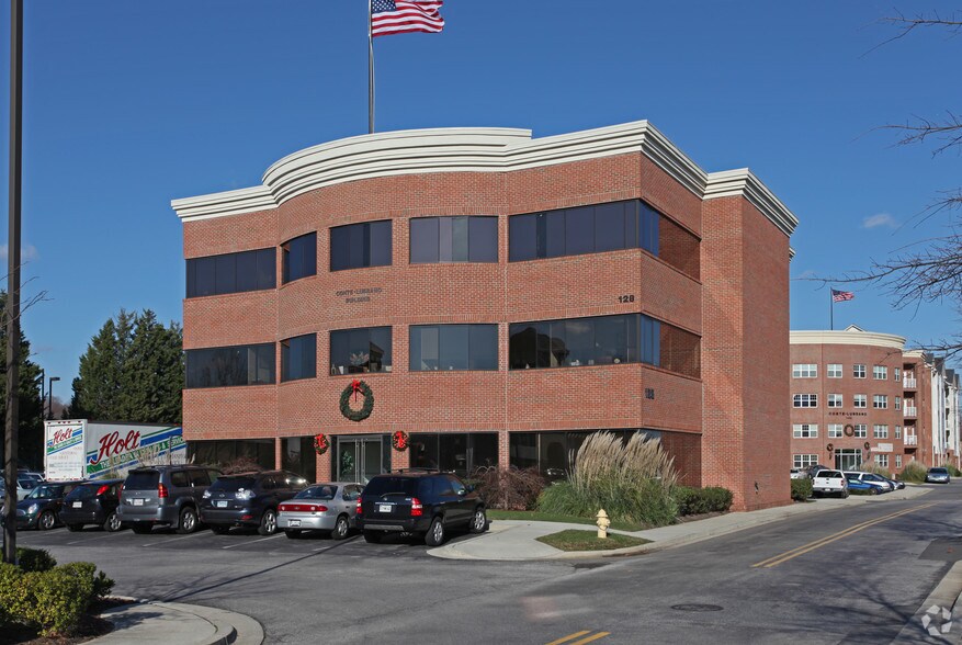 More Photos Of 128 Lubrano Dr, Annapolis Medical For Lease