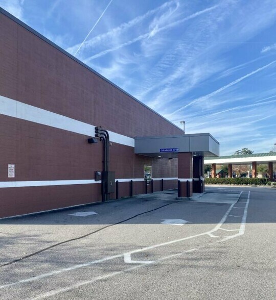 More Photos Of 1458 Mount Pleasant Rd, Chesapeake Freestanding For Lease