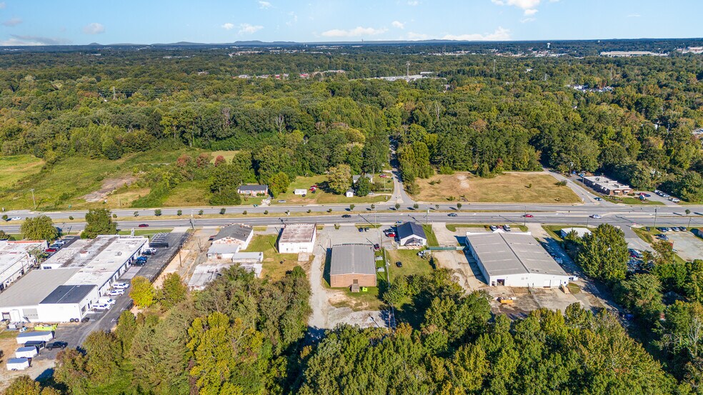 More Photos Of 4813 W Gate City Blvd, Greensboro Light Distribution For Sale