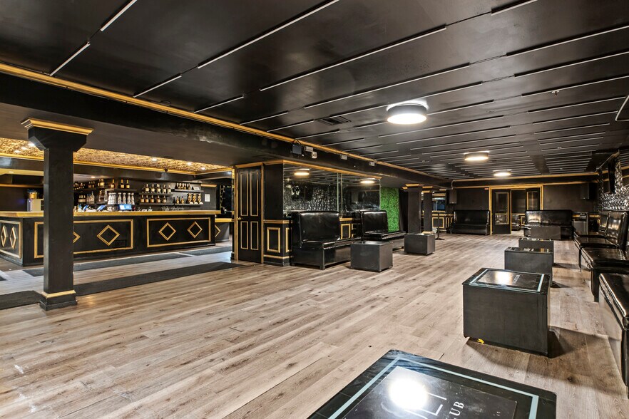 More Photos Of 915-917 J St, Modesto General Retail For Sale