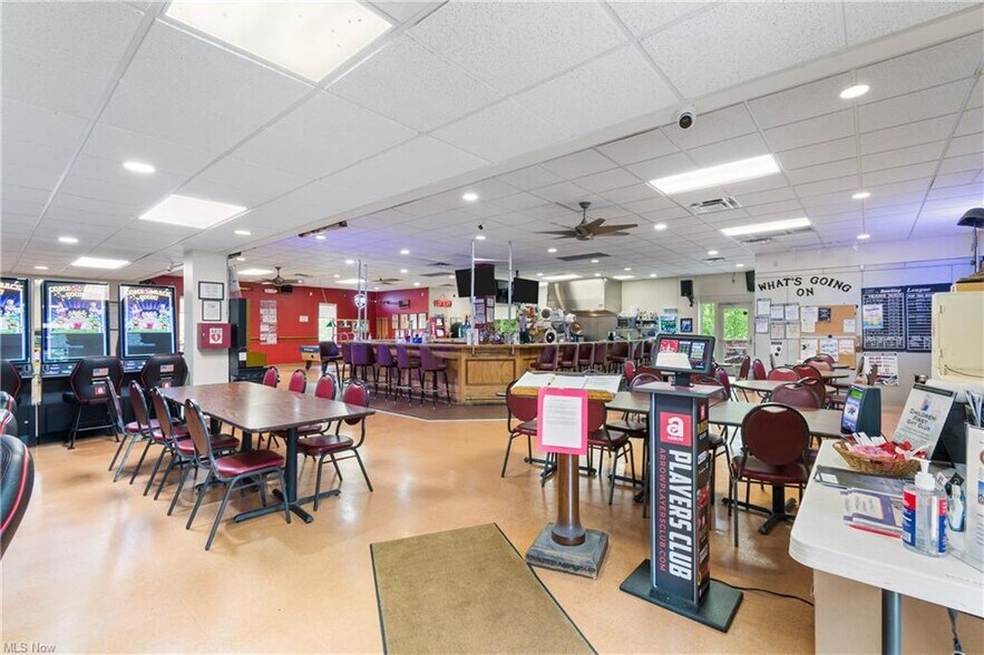 More Photos Of 6483 State Rd, Parma Office For Sale