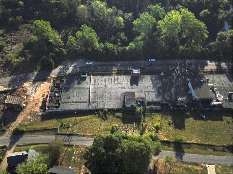 More Photos Of 300 Woodlawn Ave, Mount Holly Manufacturing For Sale