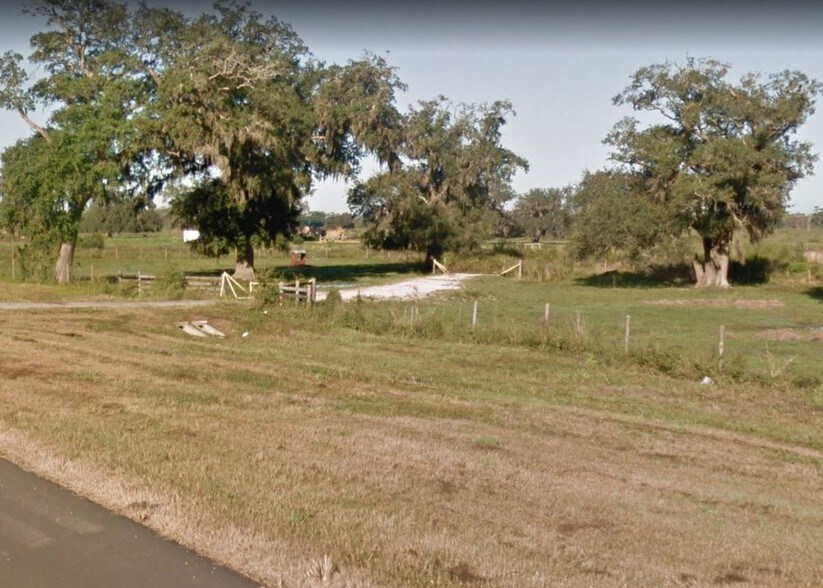 More Photos Of 0 Hwy 35, Angleton Land For Lease