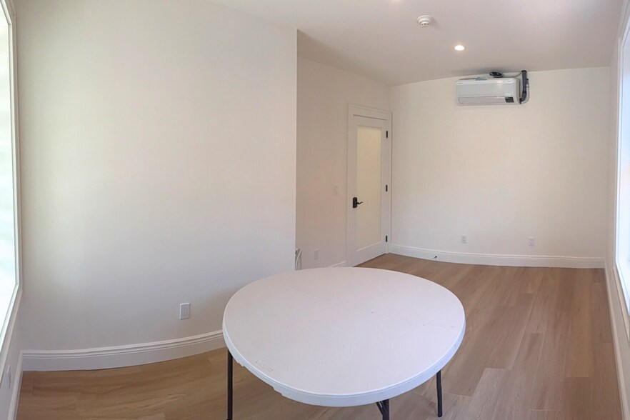 More Photos Of 47 Newtown Ln, East Hampton Coworking Space