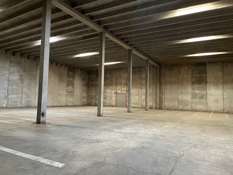 More Photos Of 450 E 2200 S, Salt Lake City Warehouse For Lease
