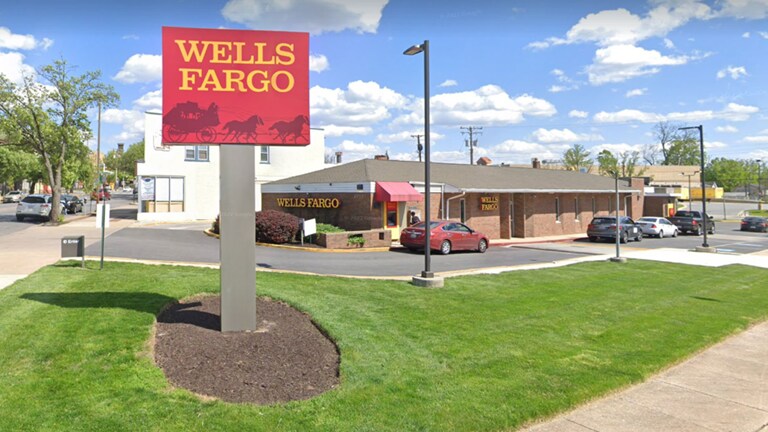 More Photos Of 4735 Liberty Heights Ave, Baltimore Bank For Lease