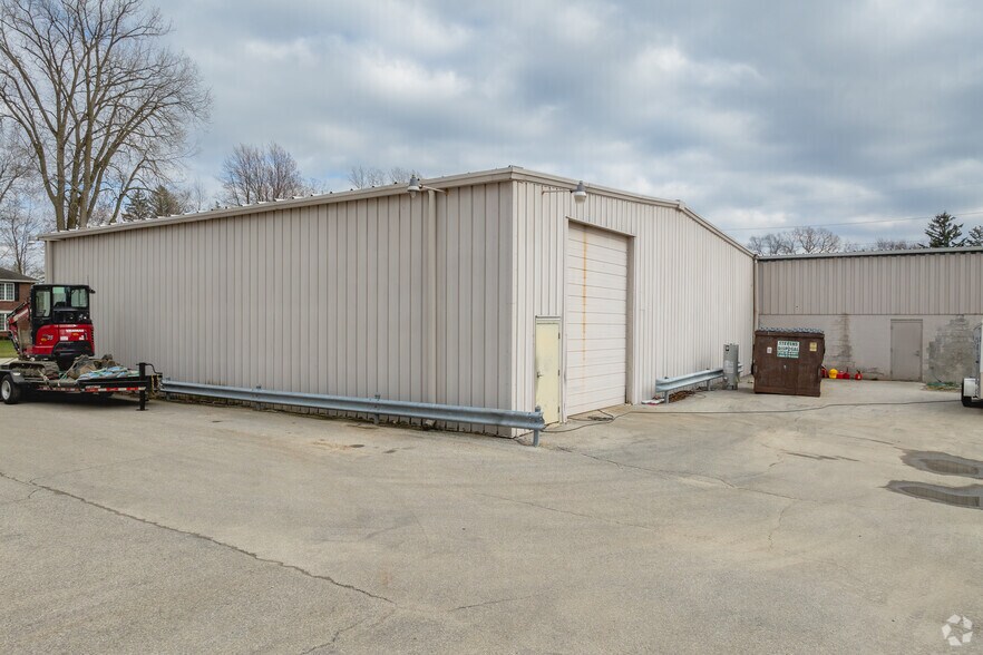 More Photos Of 4442 W Alexis Rd, Toledo Manufacturing For Lease