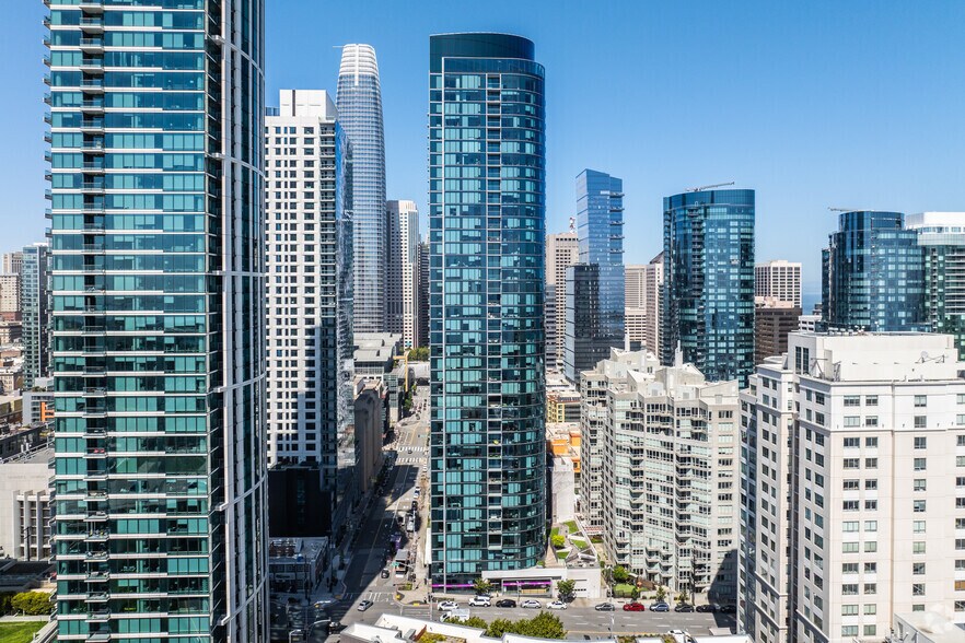 More Photos Of 399 Fremont St, San Francisco Apartments For Lease