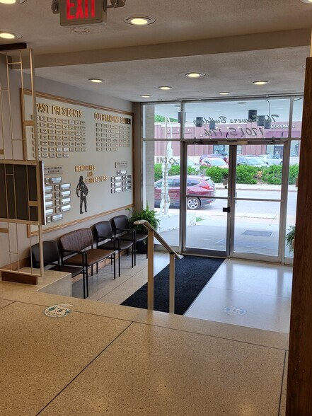 More Photos Of 1701 S 17th St, Lincoln Loft Creative Space For Lease