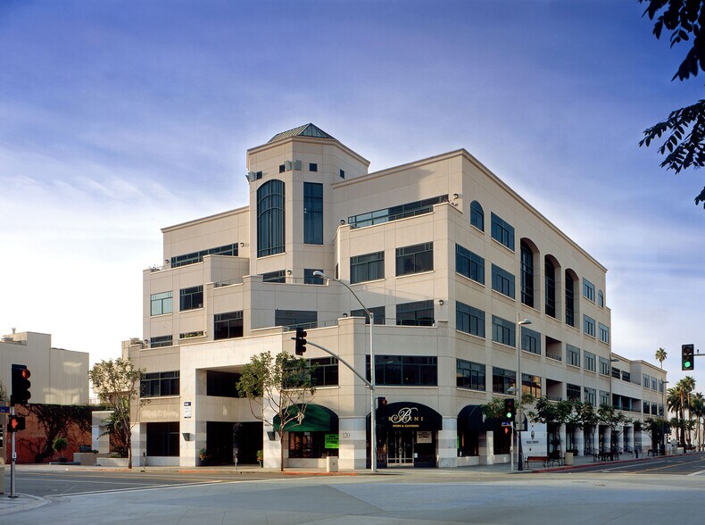 More Photos Of 120 Broadway, Santa Monica Office For Lease