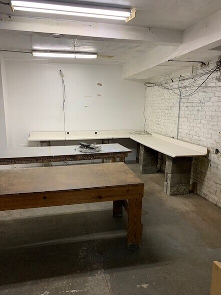 More Photos Of 3401 W Diversey Ave, Chicago Storefront Retail Office For Lease