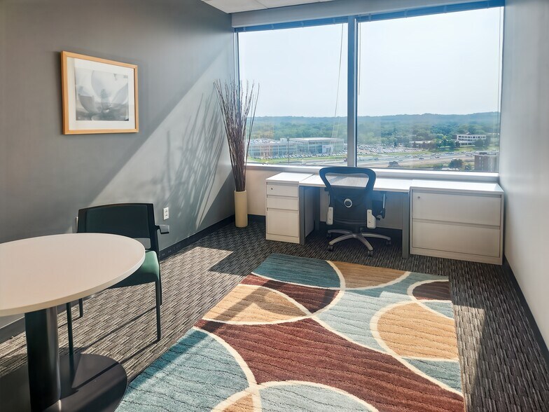 More Photos Of 7760 France Ave S, Bloomington Coworking Space