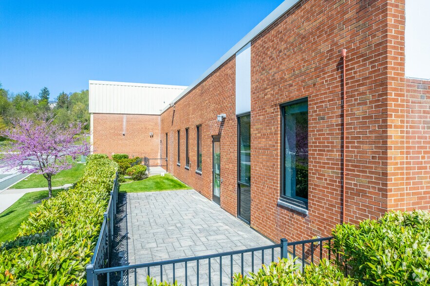 More Photos Of 640-660 Allendale Rd, King Of Prussia Research And Development For Lease