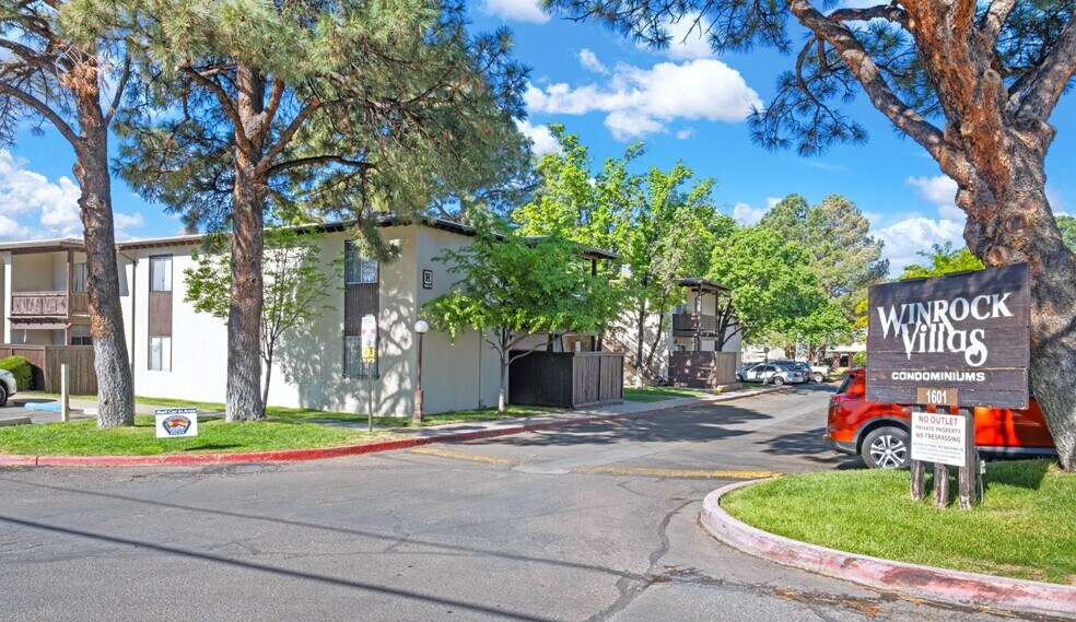 Primary Photo Of 1601 Pennsylvania St NE, Albuquerque Apartments For Sale