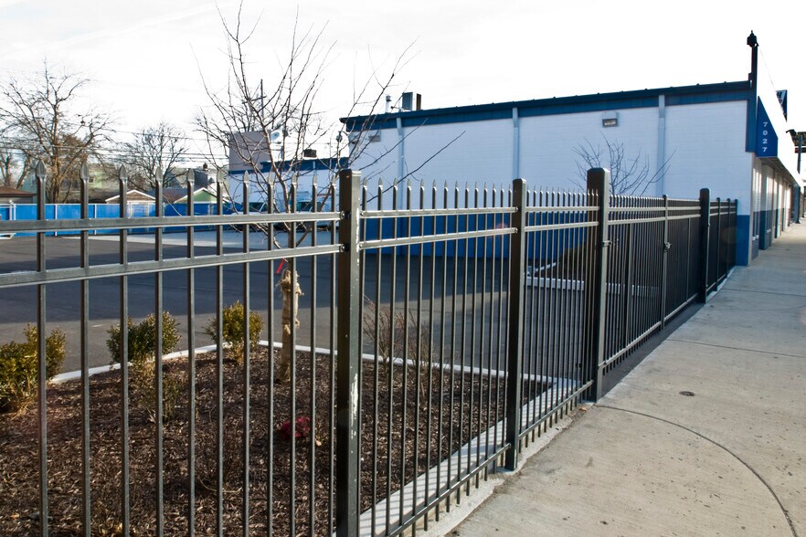 More Photos Of 7033 Calumet Ave, Hammond Auto Repair For Sale