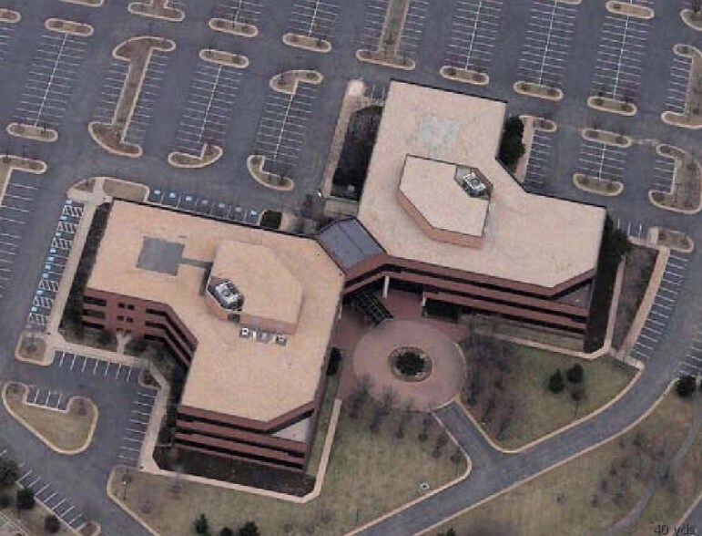 More Photos Of 14200 Park Meadow Dr, Chantilly Office For Lease