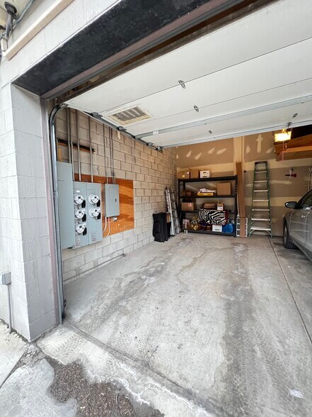 More Photos Of 1419 W Belmont Ave, Chicago Storefront Retail Residential For Sale