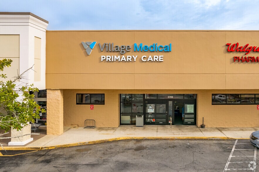More Photos Of 5735 Gunn Hwy, Tampa Unknown For Lease