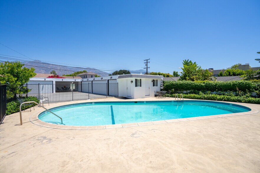 More Photos Of 921-933 W Huntington Dr, Arcadia Apartments For Sale