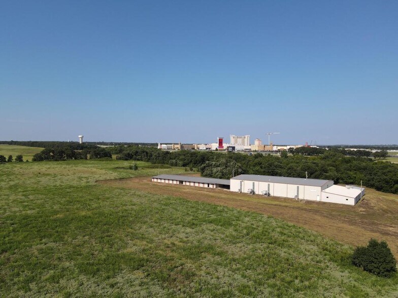 More Photos Of US-77, Thackerville Land For Sale