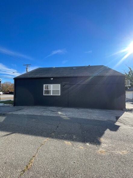 More Photos Of 11-13 Black Horse Pike, Pleasantville Freestanding For Lease