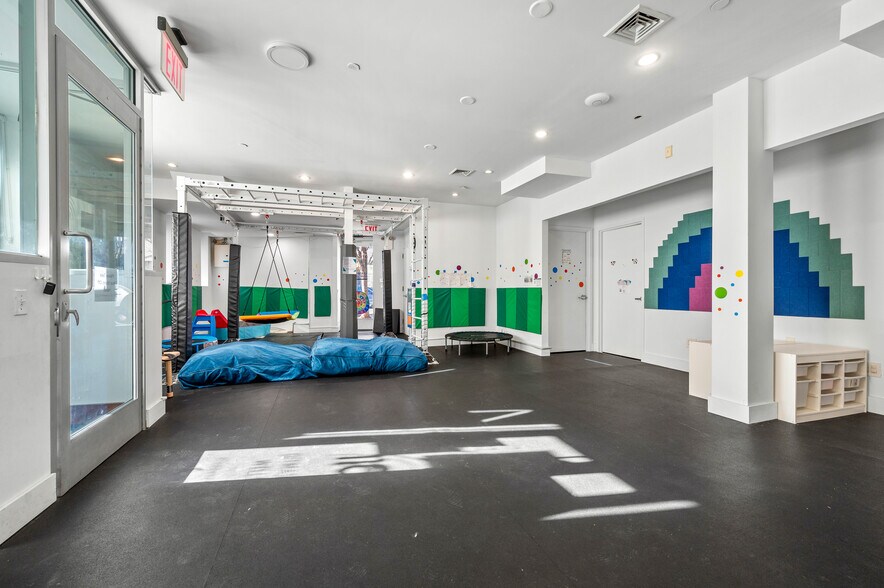 More Photos Of 1103 Cortelyou Rd, Brooklyn Apartments For Sale