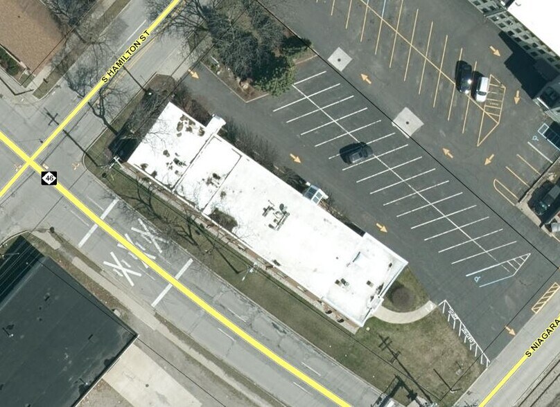 More Photos Of 816 S Hamilton St, Saginaw Office For Sale