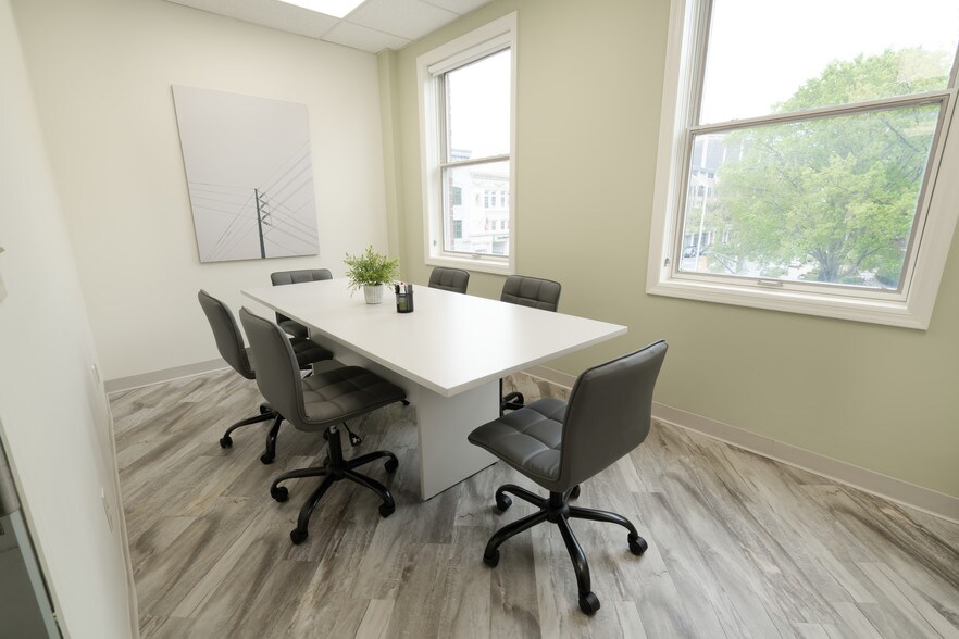 More Photos Of 30 W Park Pl, Morristown Office For Lease