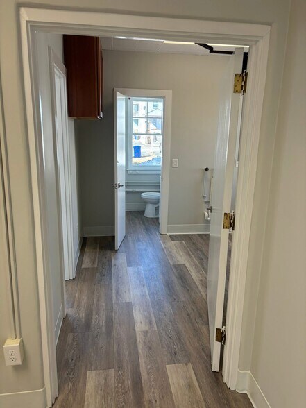 More Photos Of 17 Water St, Milford Office For Lease