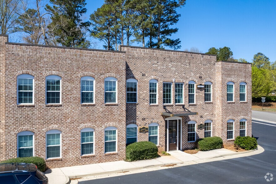 More Photos Of 110 Samaritan Dr, Cumming Office For Sale