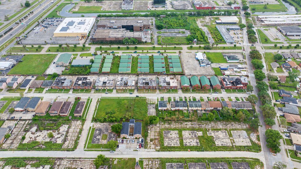 More Photos Of 6711-6817 Tara Ln, New Orleans Apartments For Sale