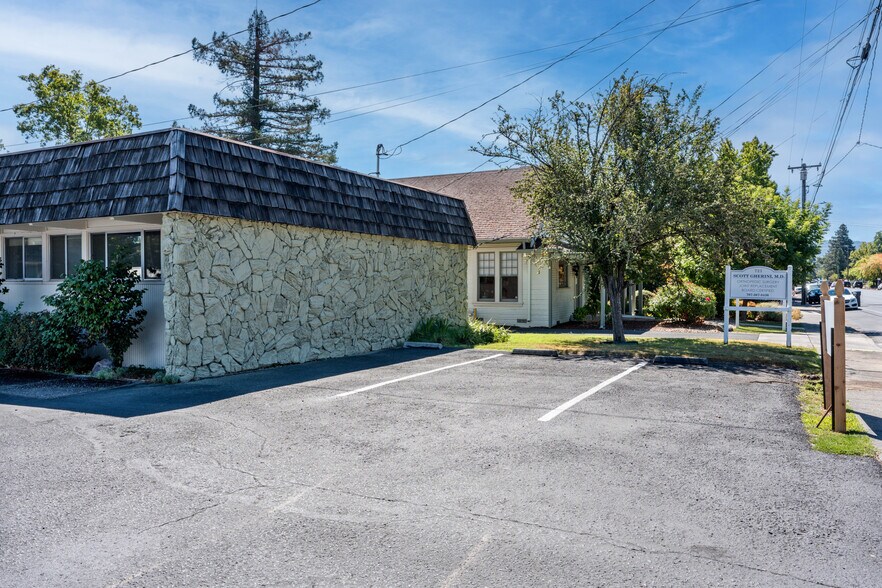 More Photos Of , Ukiah Office For Sale