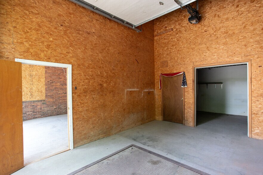 More Photos Of 395 Park St North, Great Barrington Warehouse For Sale