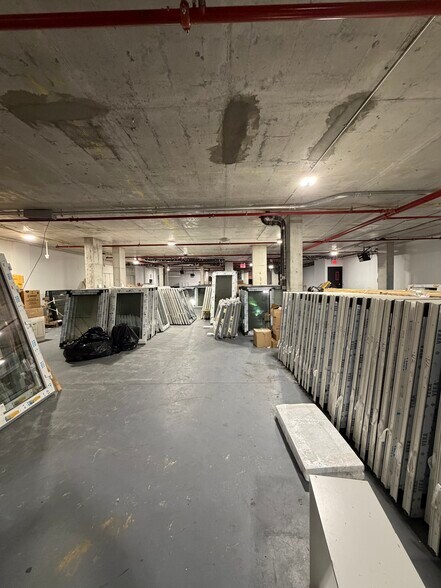 Primary Photo Of 806 E 170th St, Bronx Industrial For Lease