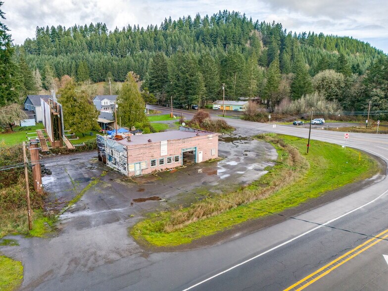 More Photos Of 26555 Salmon River Hwy, Grand Ronde Flex For Sale