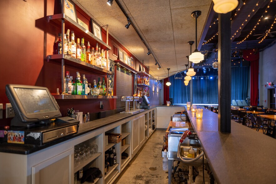 More Photos Of 743 Haywood Rd, Asheville Restaurant For Sale