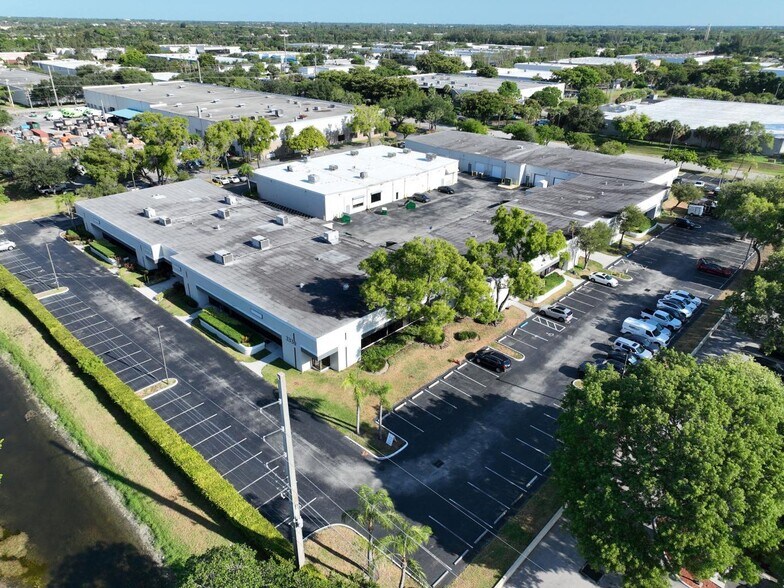 Primary Photo Of 3320-3350 NW 53rd St, Fort Lauderdale Light Manufacturing For Lease