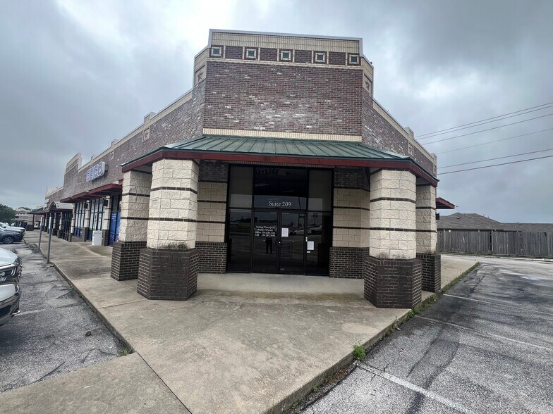 Primary Photo Of 3310 E Central Texas Expy, Killeen Office For Lease
