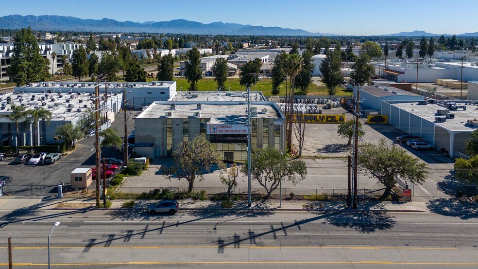 More Photos Of 9036 Winnetka Ave, Northridge Loft Creative Space For Lease