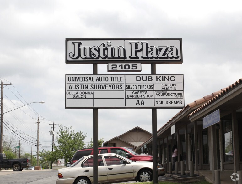 More Photos Of 2105 Justin Ln, Austin General Retail For Lease