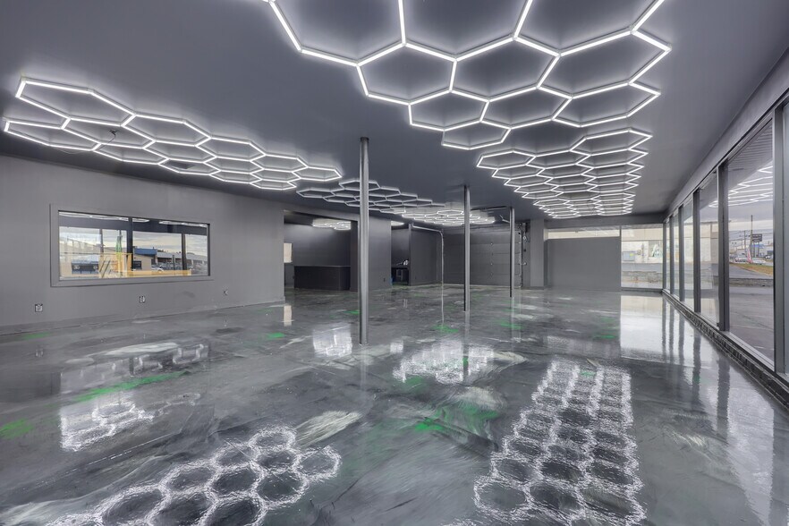 More Photos Of 1310 Manheim Pike, Lancaster Freestanding For Sale