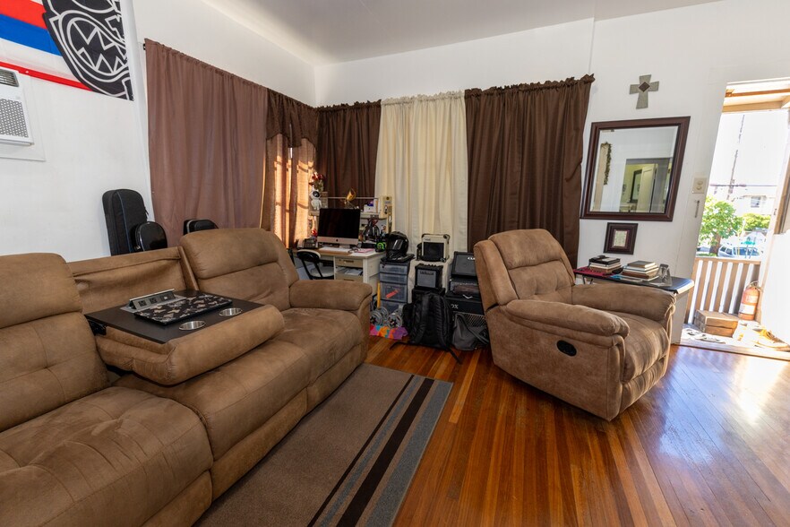 More Photos Of 904 Piikoi St, Honolulu Apartments For Sale