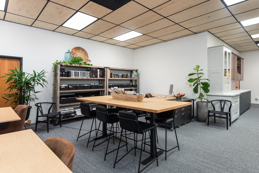 More Photos Of 3579 Westwind Blvd, Santa Rosa Flex For Lease