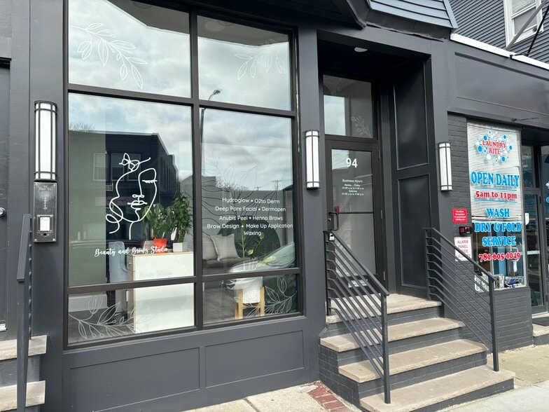 More Photos Of 90-96 Main St, Malden Storefront Retail Residential For Lease