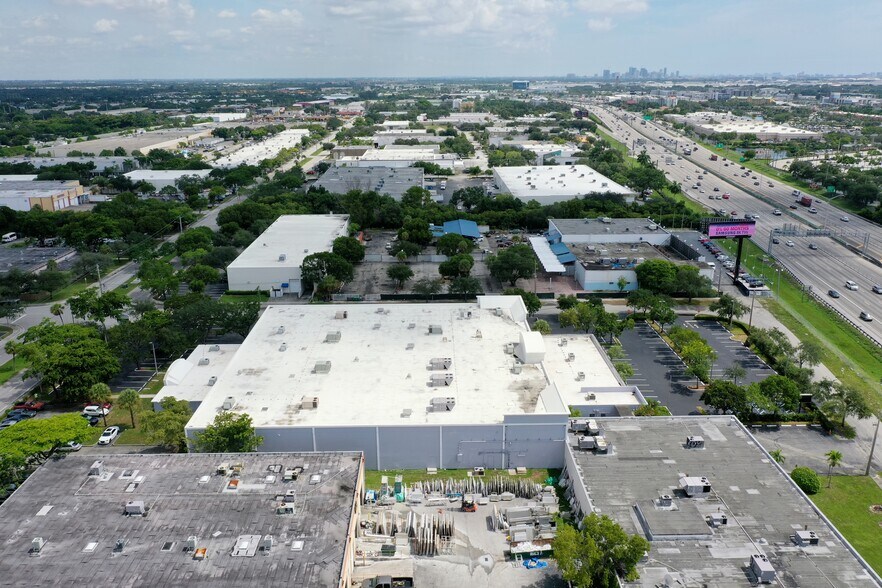 More Photos Of 2850 Greene St, Hollywood Light Manufacturing For Lease