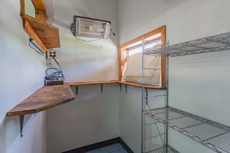 More Photos Of 505 W 9th St, Chickamauga Fast Food For Sale