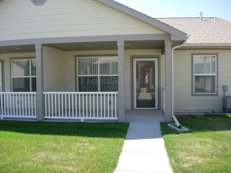 More Photos Of 255 E 8th Ave, Akron Apartments For Sale
